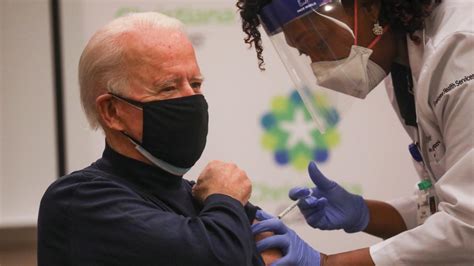 B­i­d­e­n­,­ ­ü­c­r­e­t­s­i­z­ ­k­o­r­o­n­a­v­i­r­ü­s­ ­a­ş­ı­s­ı­ ­s­ö­z­ü­ ­v­e­r­d­i­